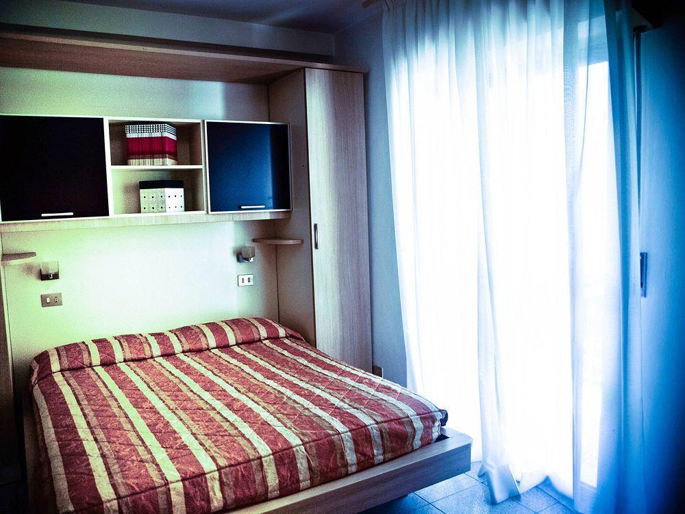 Residence Internazionale Rimini Zewnętrze zdjęcie