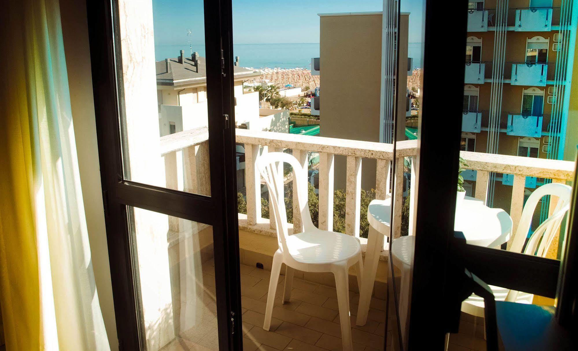 Residence Internazionale Rimini Zewnętrze zdjęcie