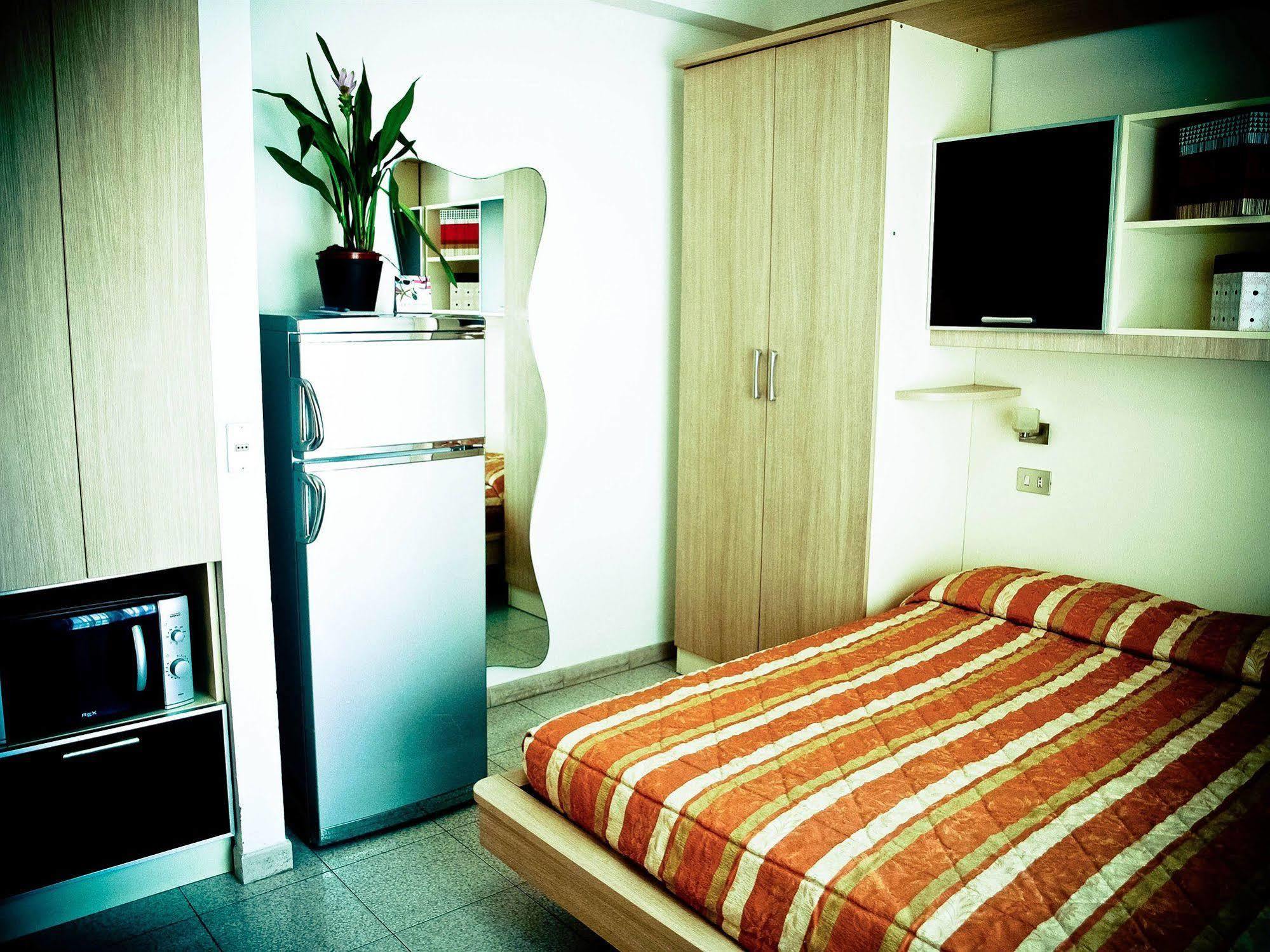 Residence Internazionale Rimini Zewnętrze zdjęcie